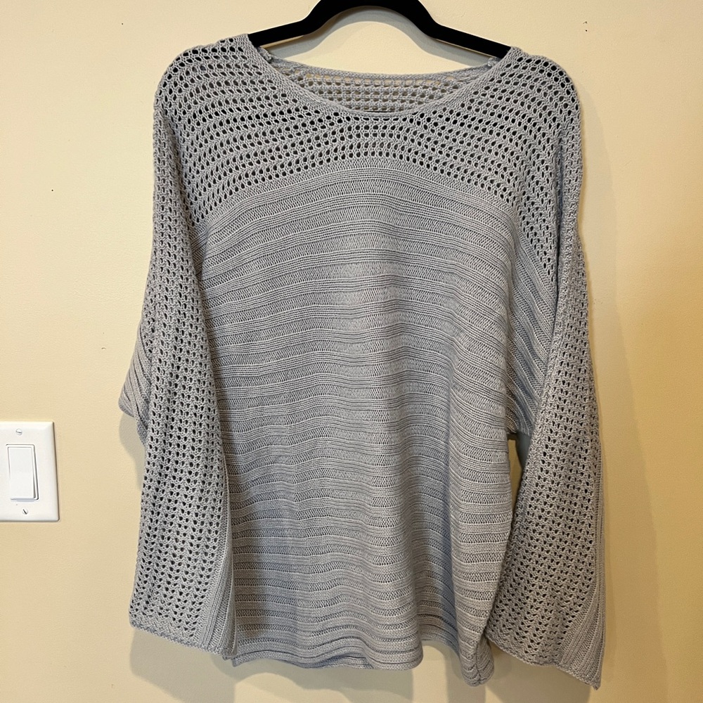 Lightweight Gray Sweater- Flare Sleeves- Size Medium